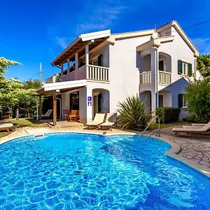 Apartman Rab, Banjol